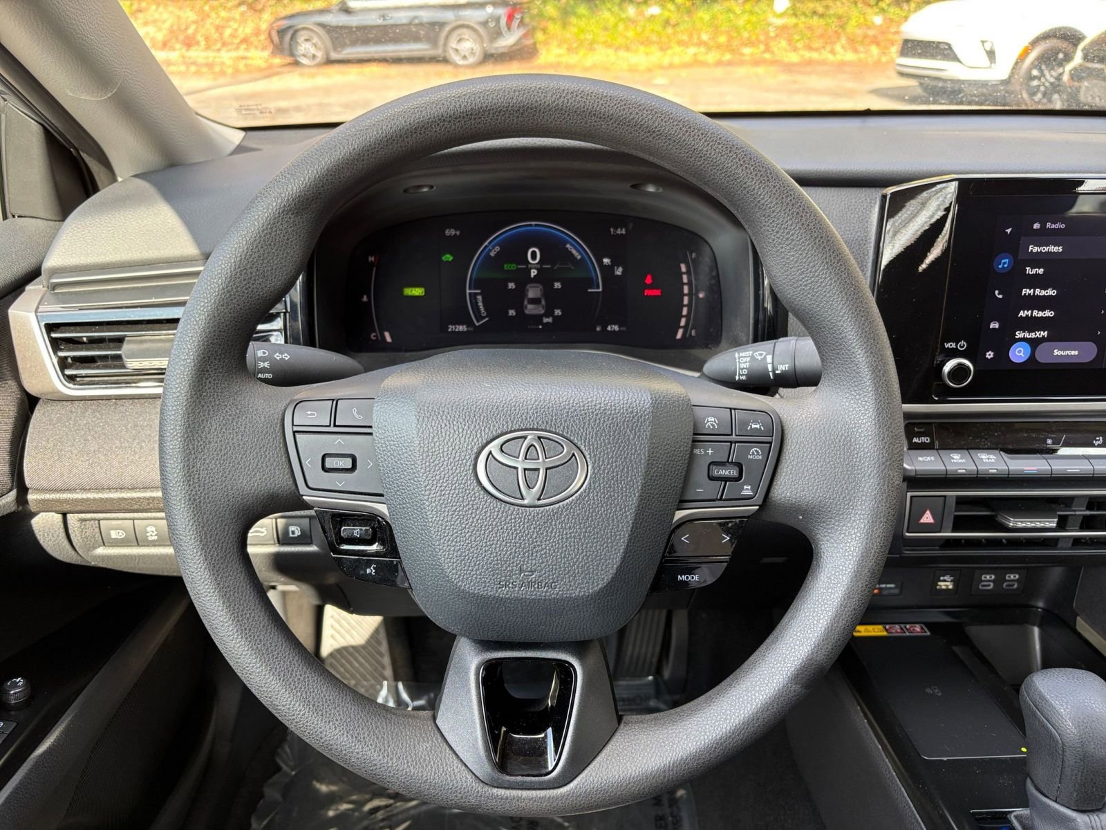 Thumbnail: 2025 Toyota Camry - 28