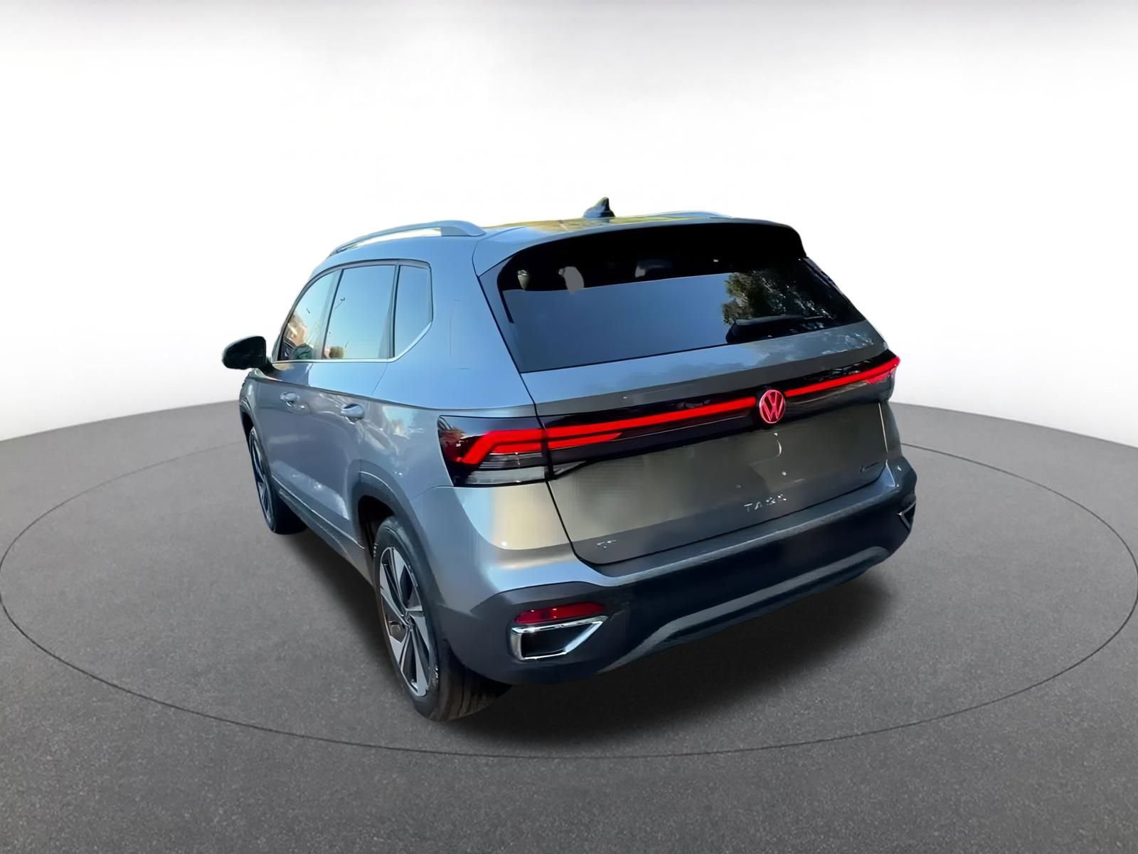 Thumbnail: 2025 Volkswagen Taos - 11