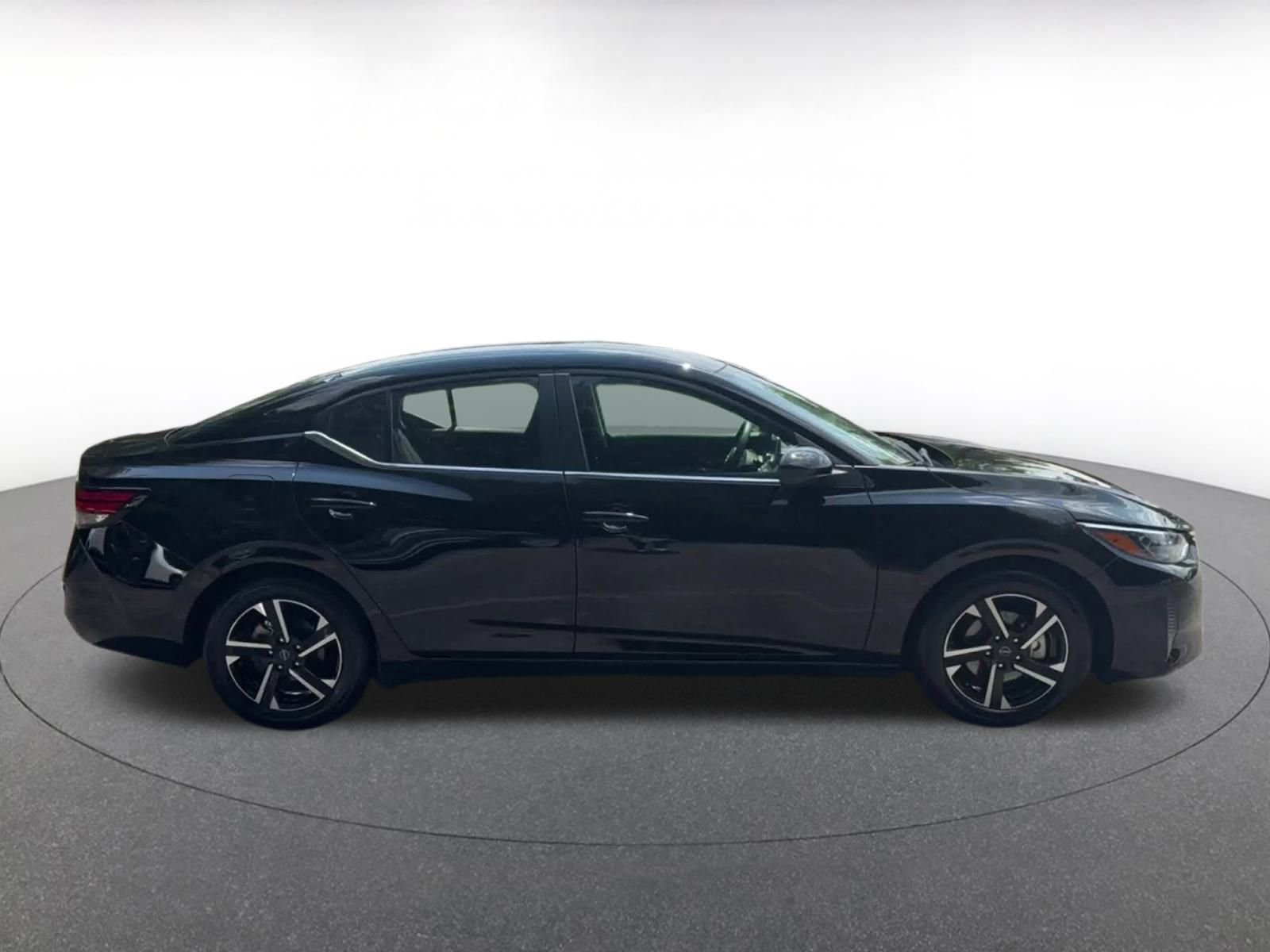 Thumbnail: 2024 Nissan Sentra - 16