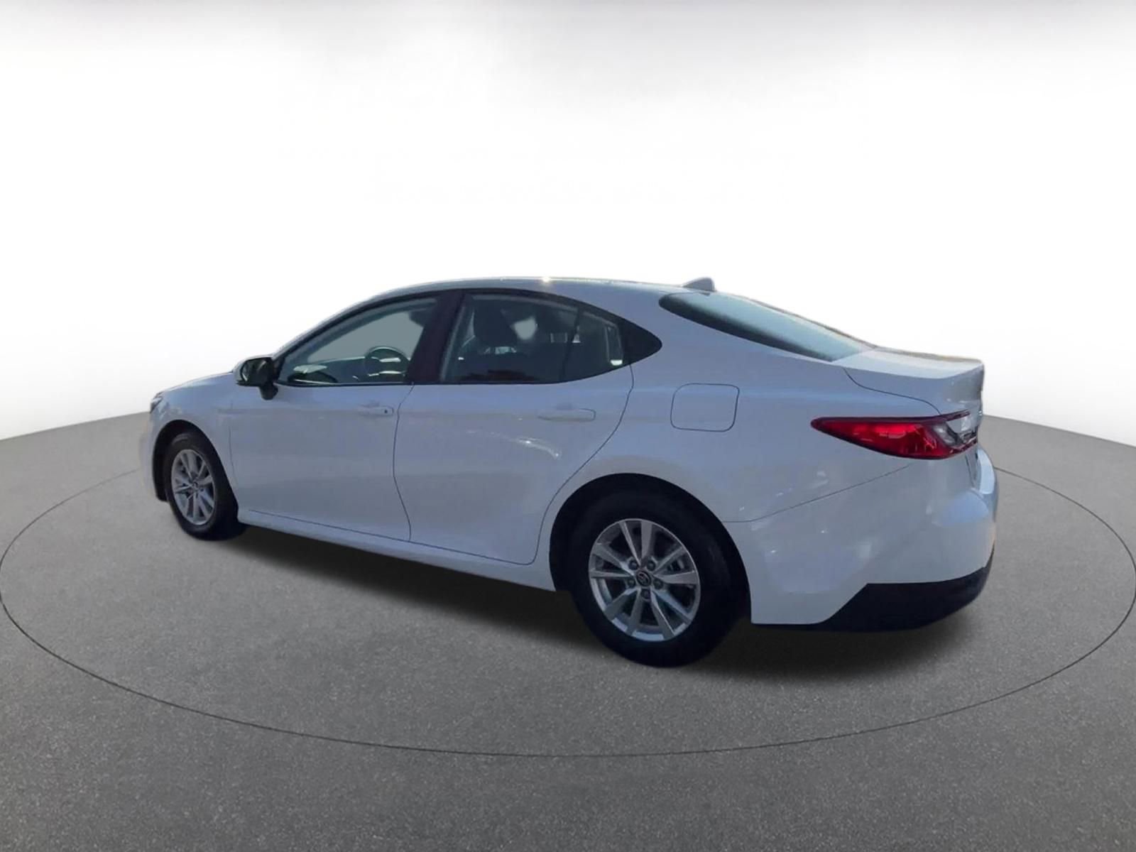 Thumbnail: 2025 Toyota Camry - 10