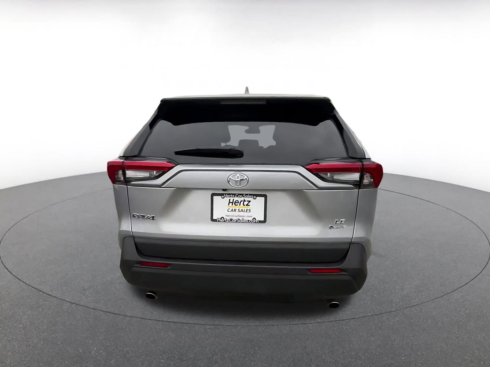 Thumbnail: 2025 Toyota RAV4 - 12