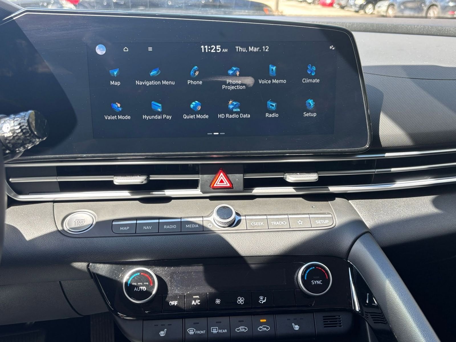 Thumbnail: 2025 Hyundai Elantra - 17