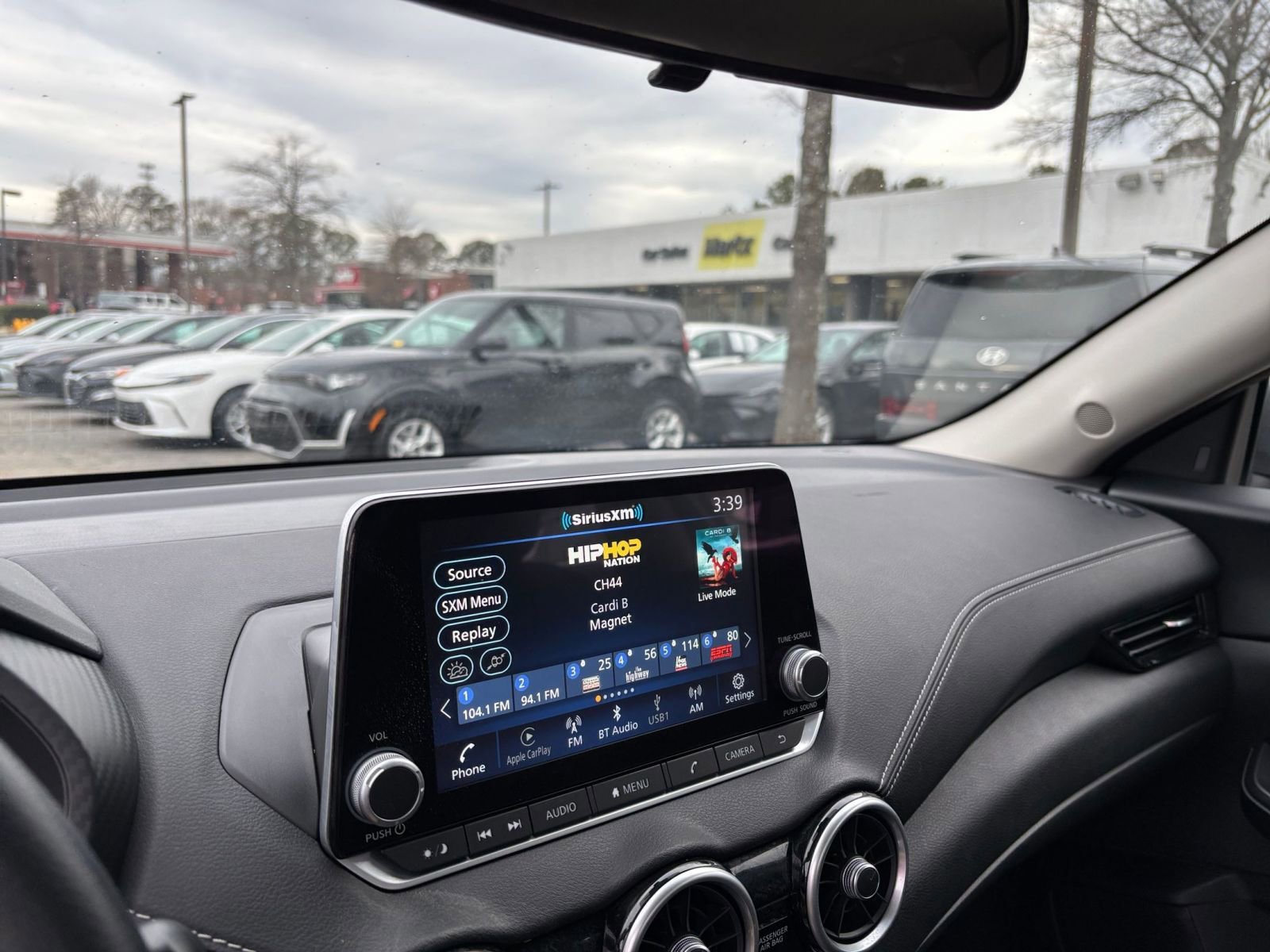 Thumbnail: 2025 Nissan Sentra - 35