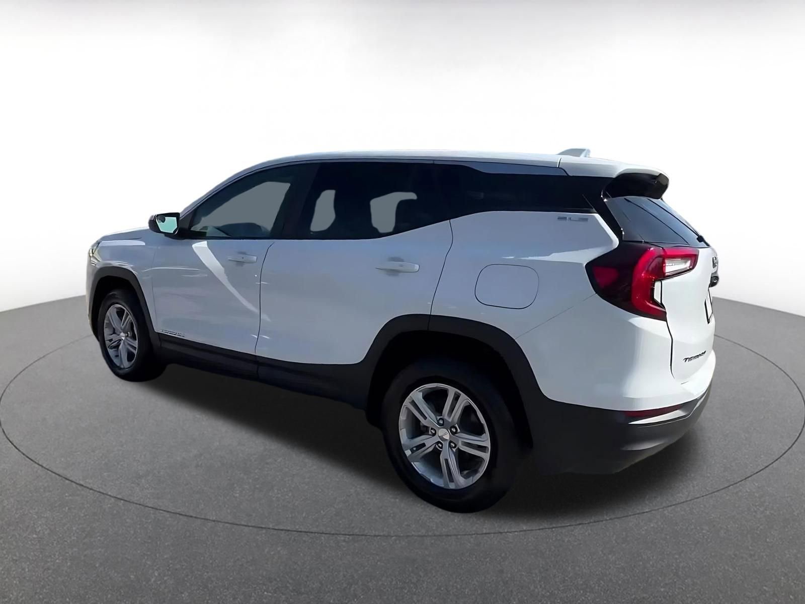 Thumbnail: 2024 GMC Terrain - 10