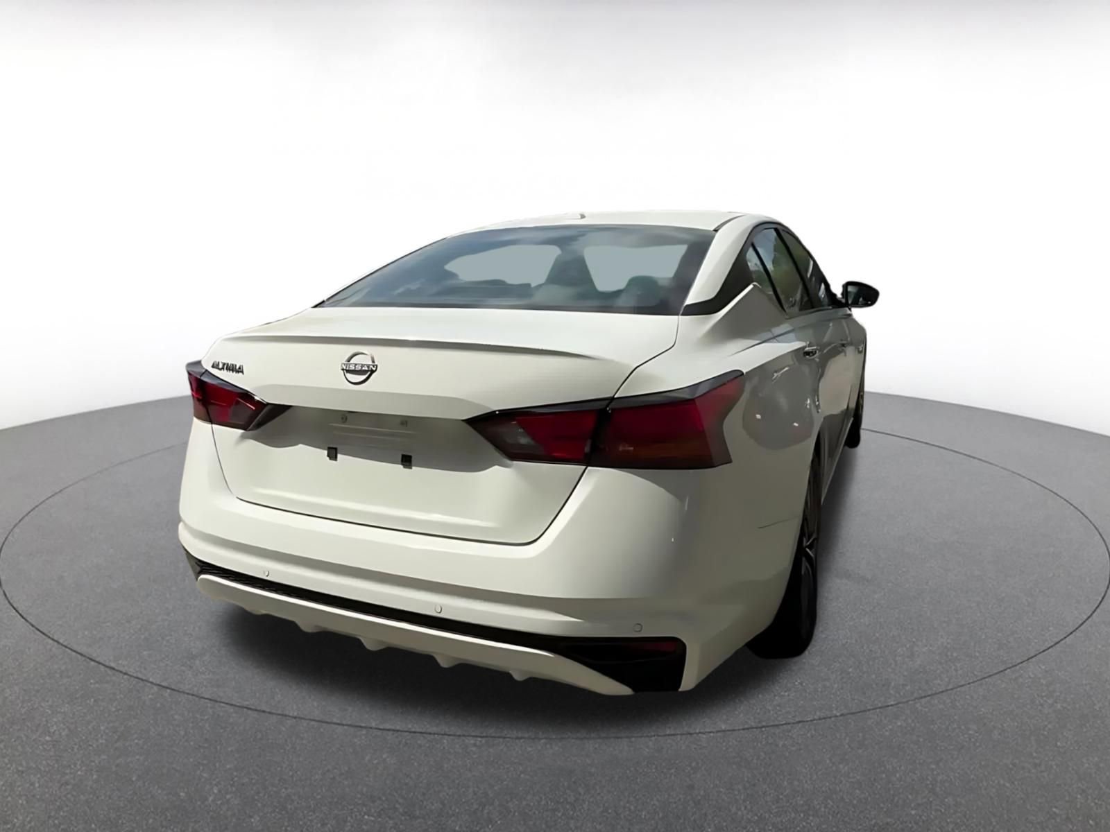 Thumbnail: 2025 Nissan Altima - 15