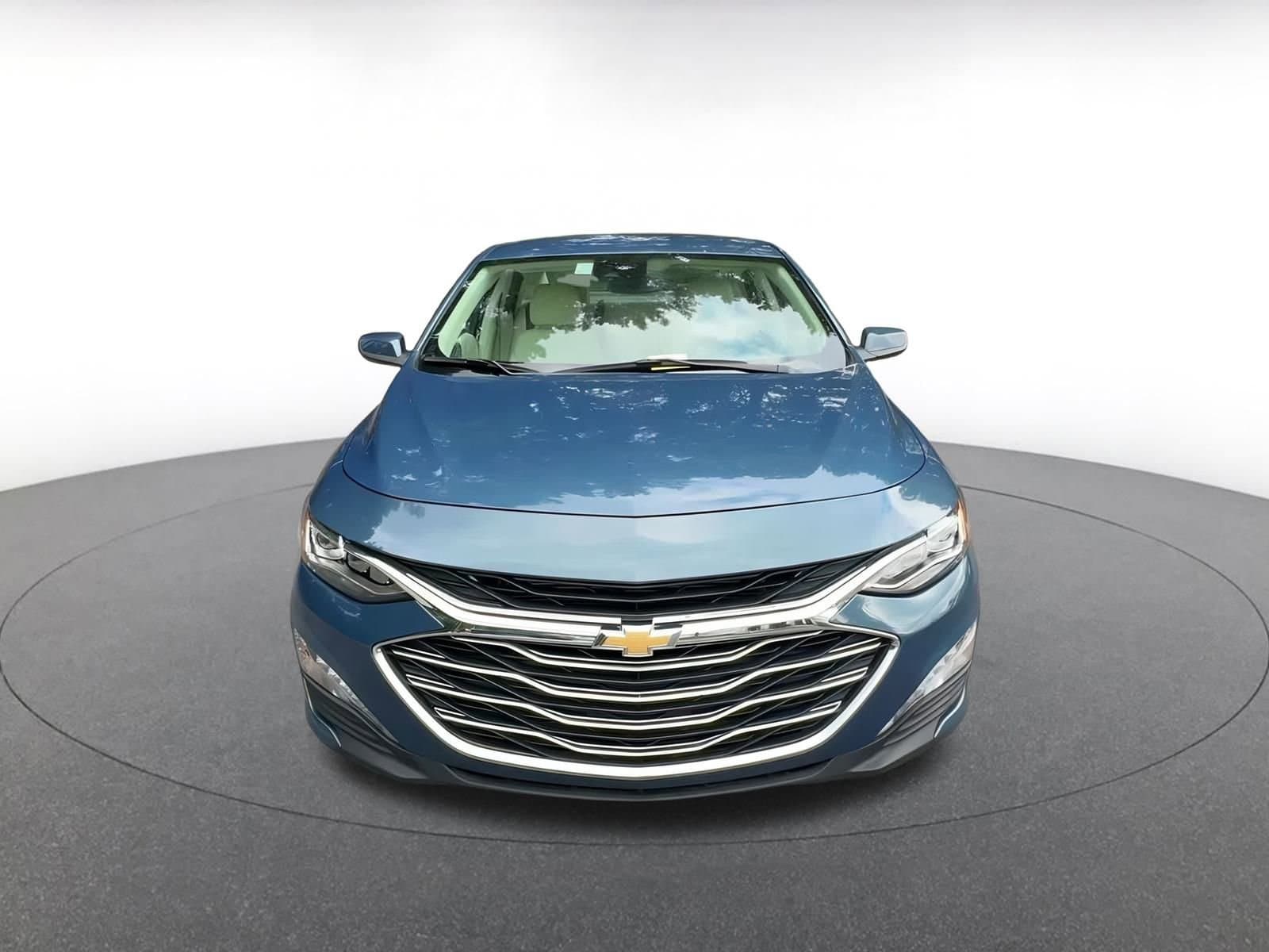 Thumbnail: 2024 Chevrolet Malibu - 5