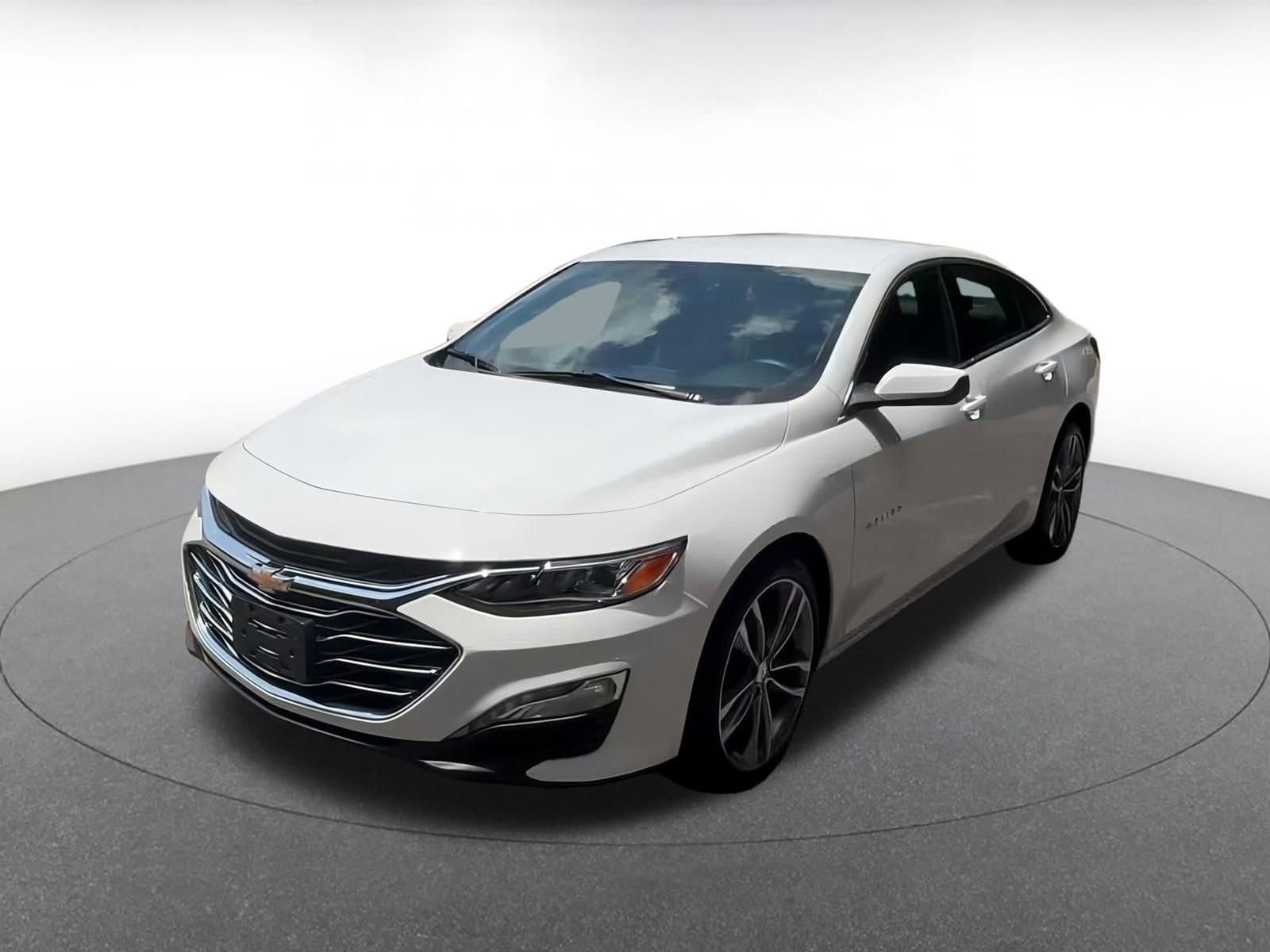 Thumbnail: 2024 Chevrolet Malibu - 6