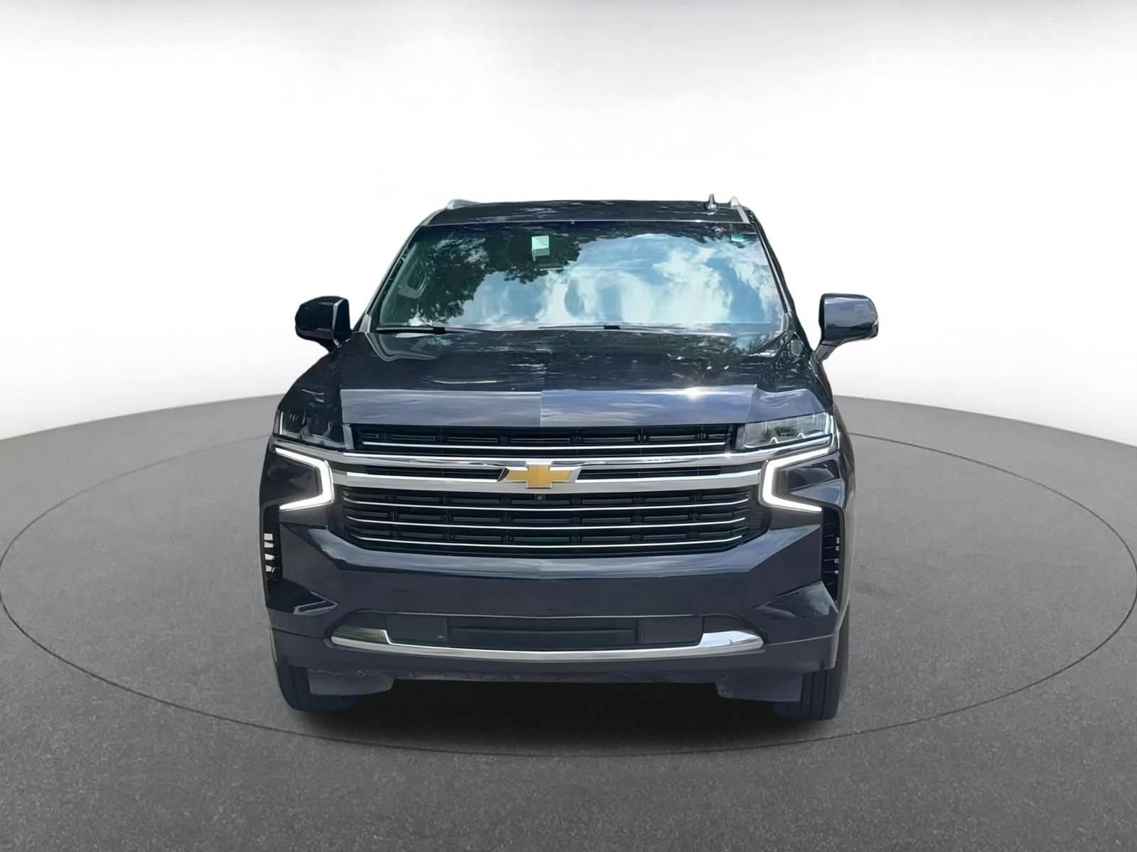 Thumbnail: 2023 Chevrolet Tahoe - 5