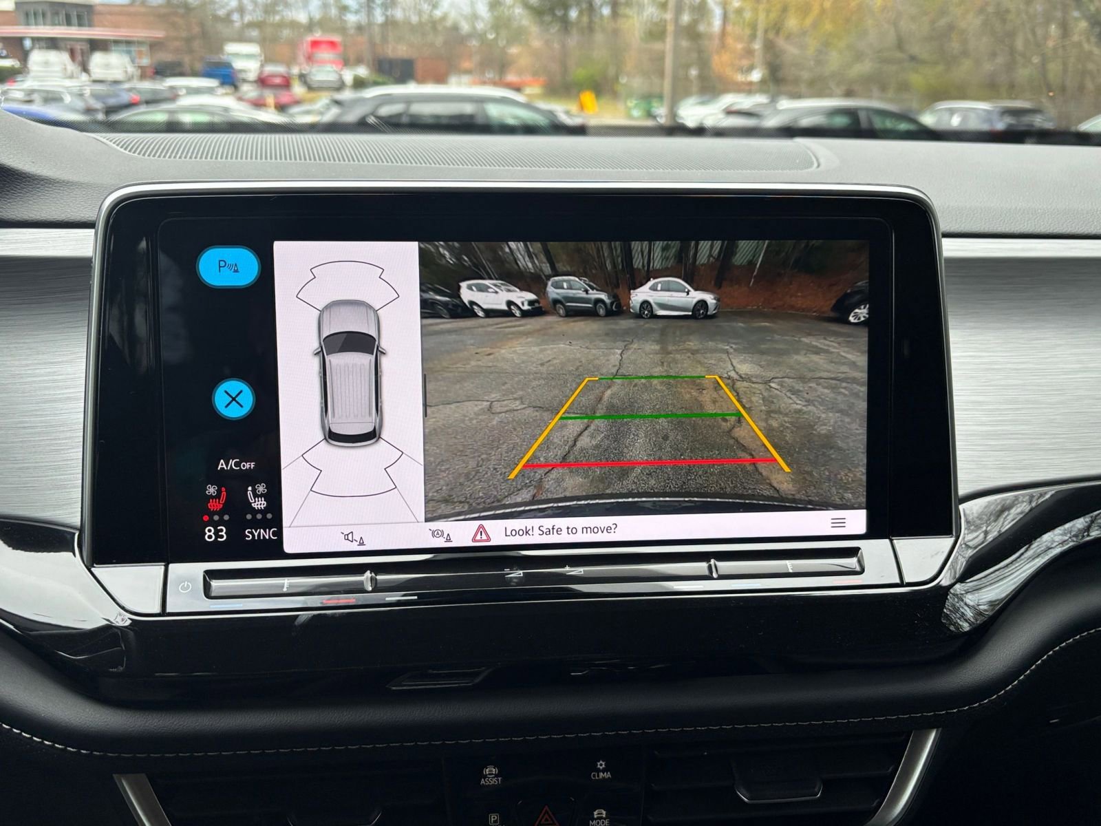 Thumbnail: 2025 Volkswagen Atlas - 25