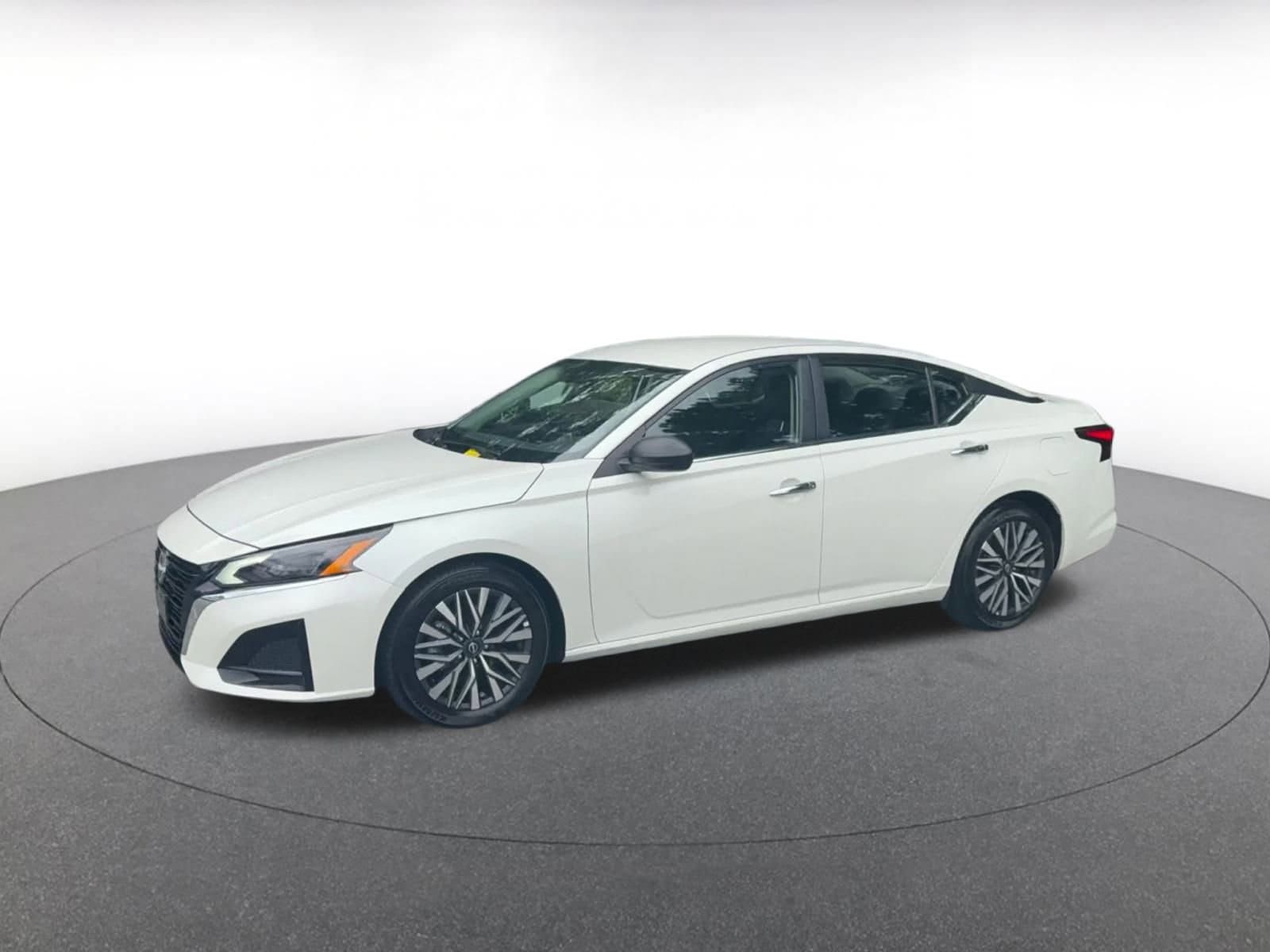Thumbnail: 2024 Nissan Altima - 7