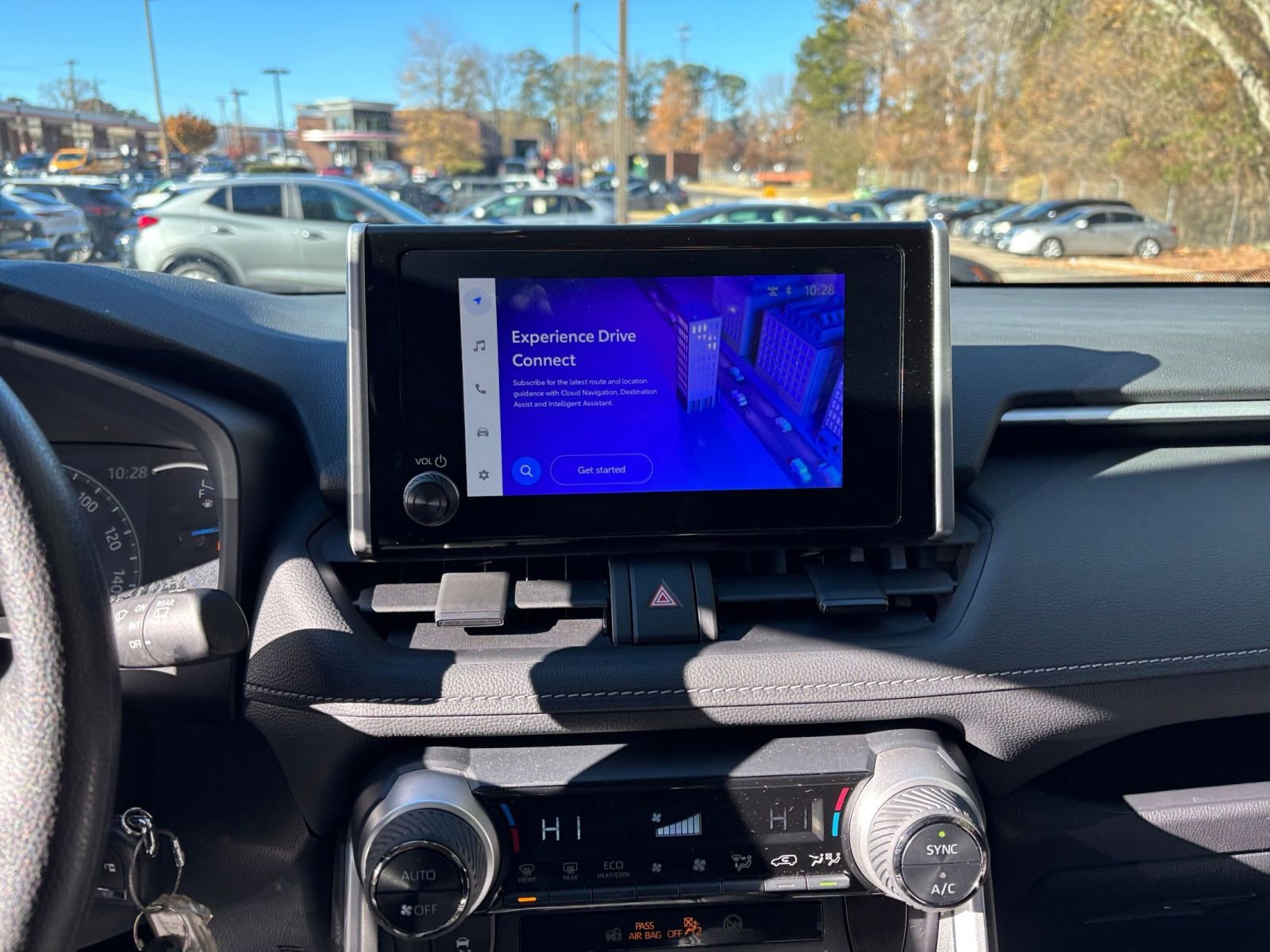 Thumbnail: 2025 Toyota RAV4 - 21