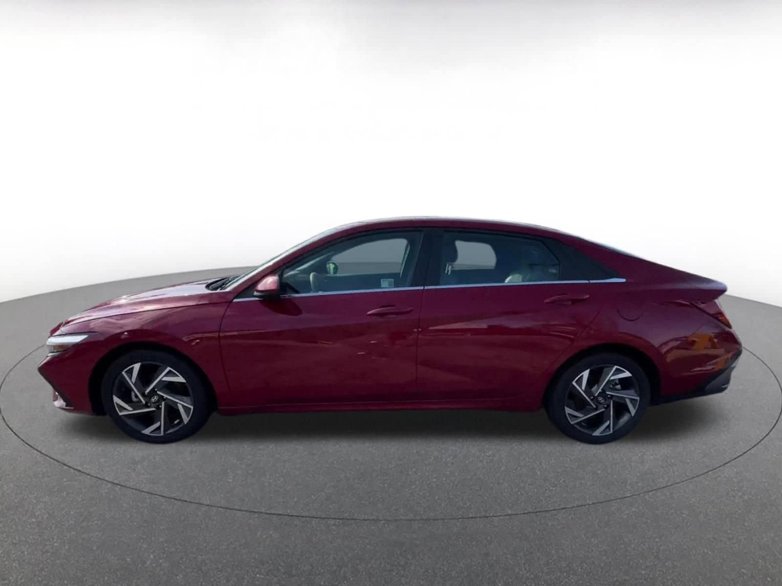 Thumbnail: 2025 Hyundai Elantra - 9