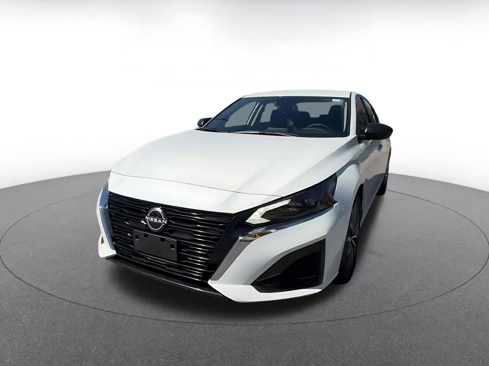 Thumbnail: 2025 Nissan Altima - 7