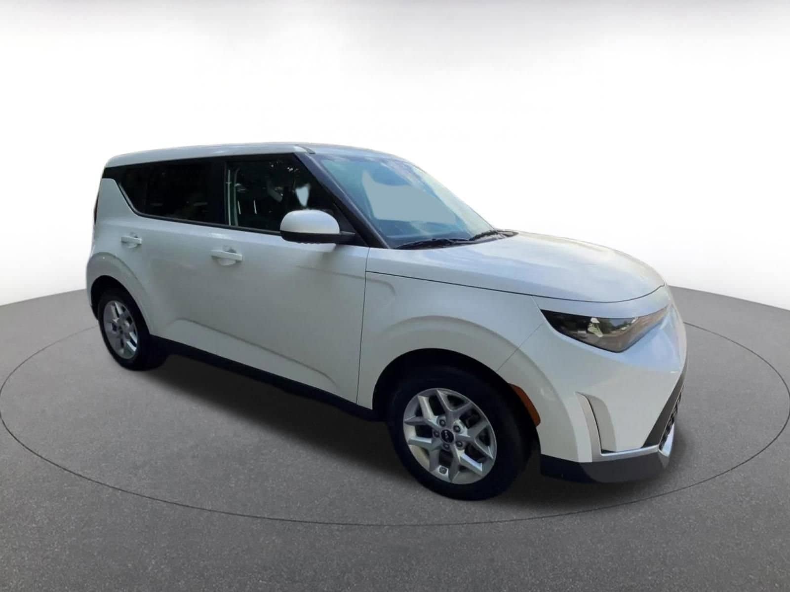 Thumbnail: 2025 Kia Soul - 2