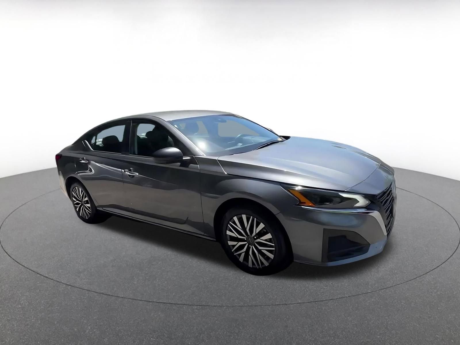 Thumbnail: 2025 Nissan Altima - 2
