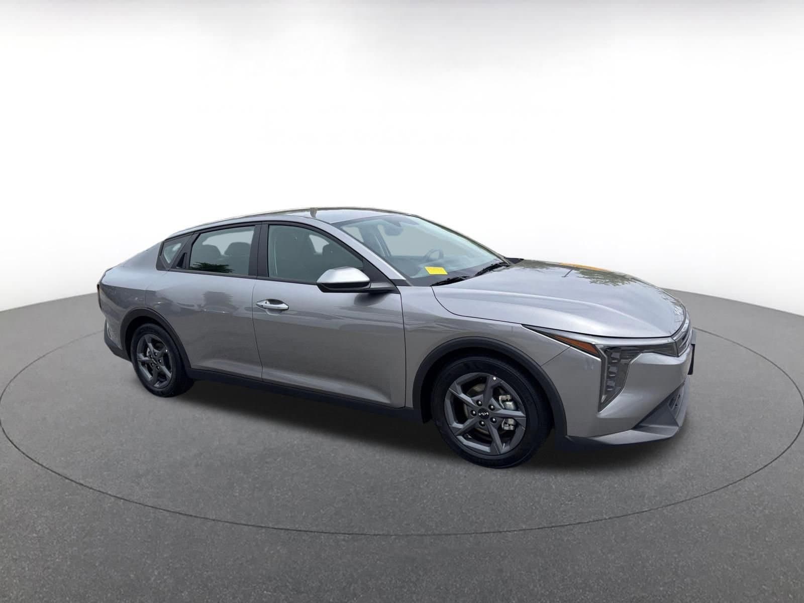 Thumbnail: 2025 Kia K4 - 1