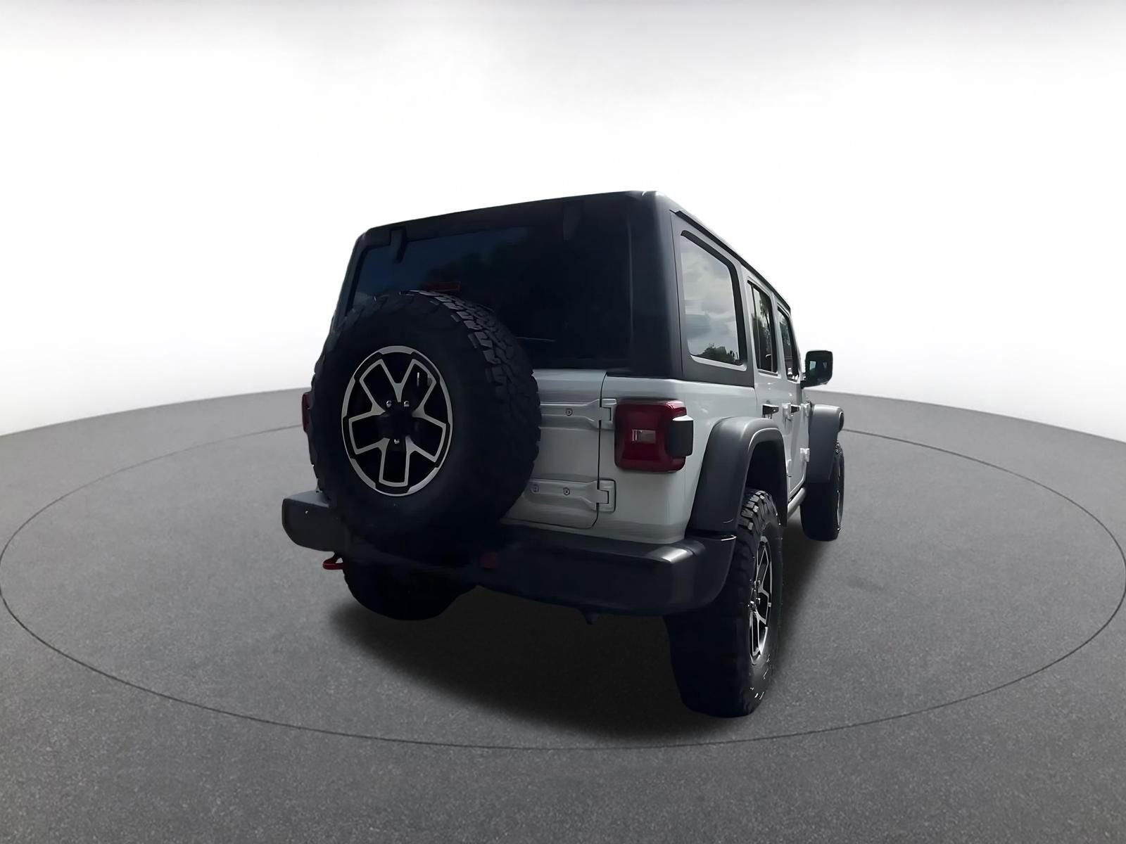 Thumbnail: 2025 Jeep Wrangler - 15