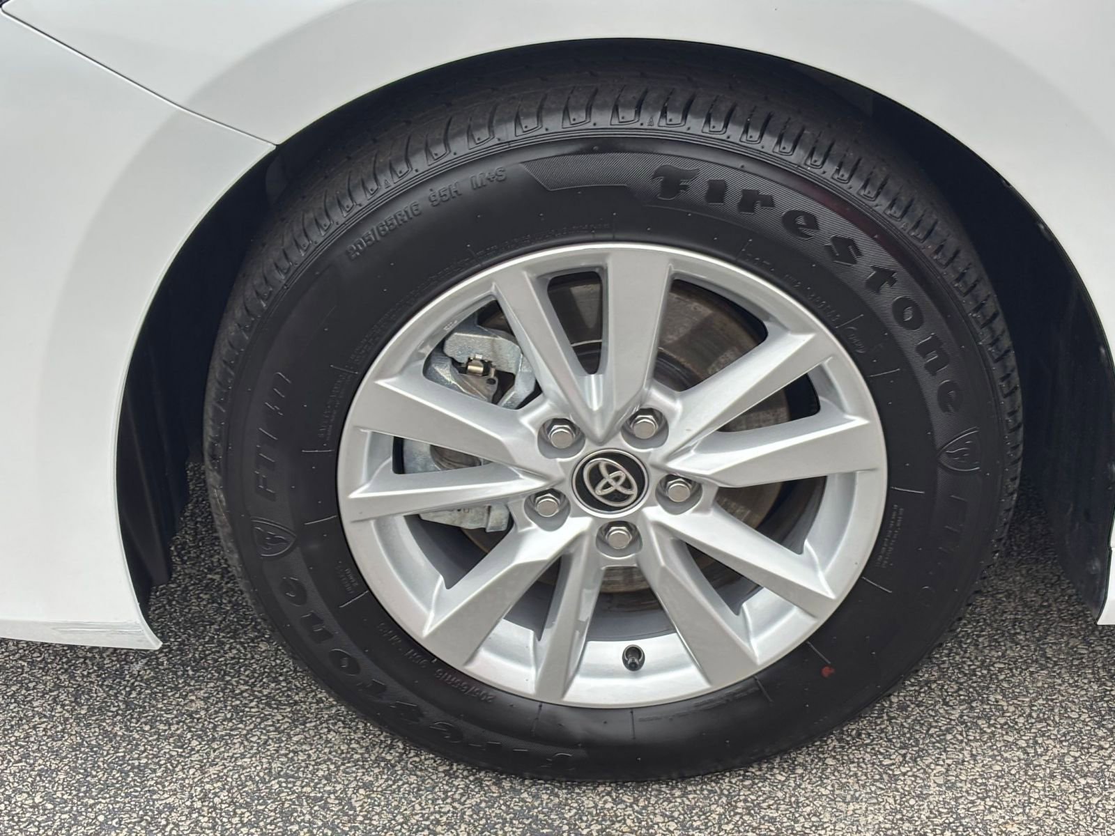 Thumbnail: 2025 Toyota Camry - 30