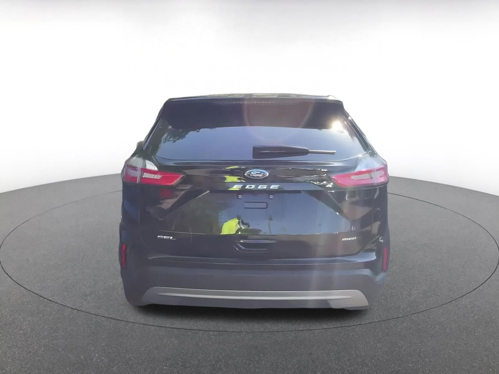 Thumbnail: 2024 Ford Edge - 12