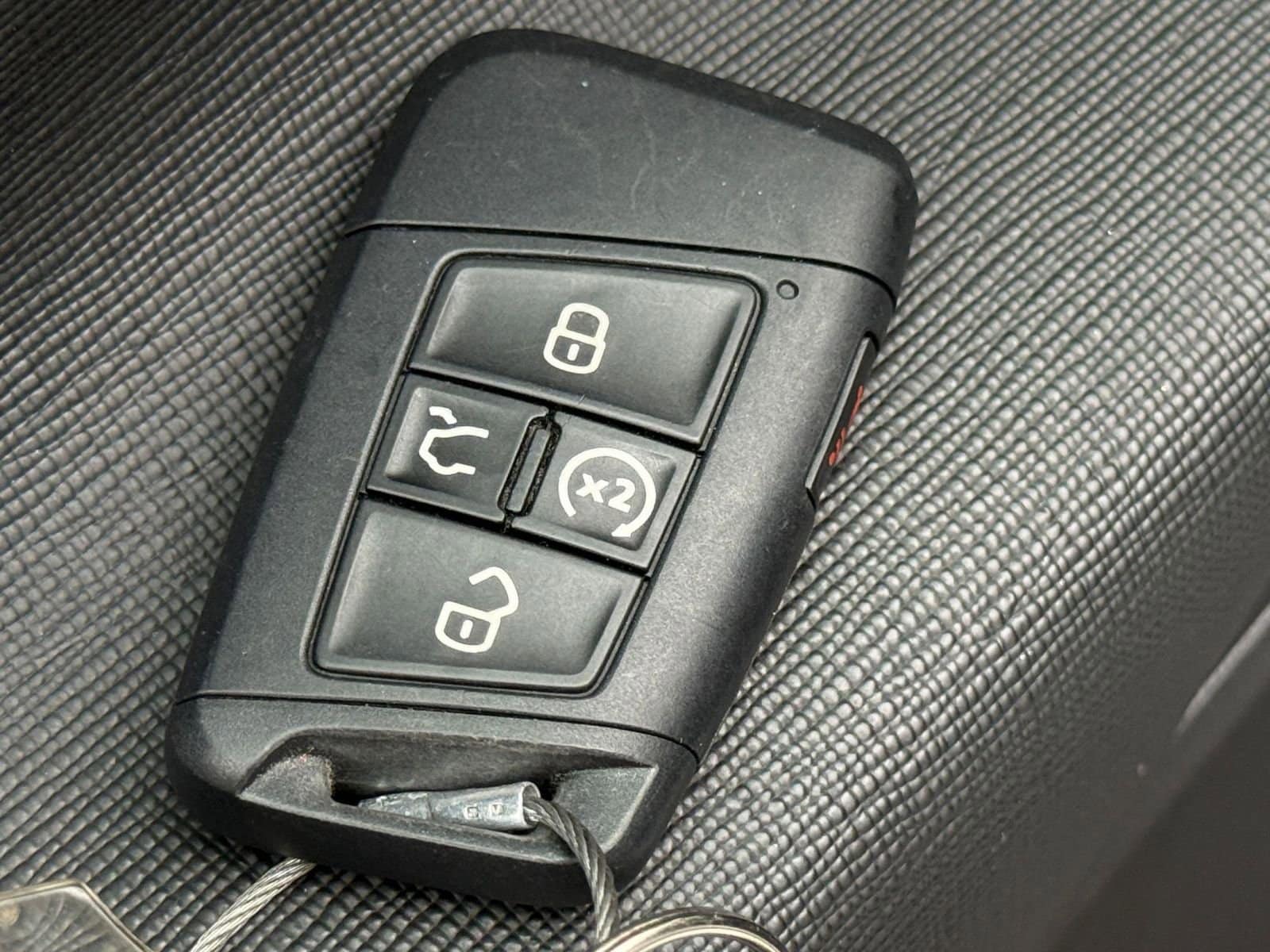 Thumbnail: 2025 Volkswagen Jetta - 22