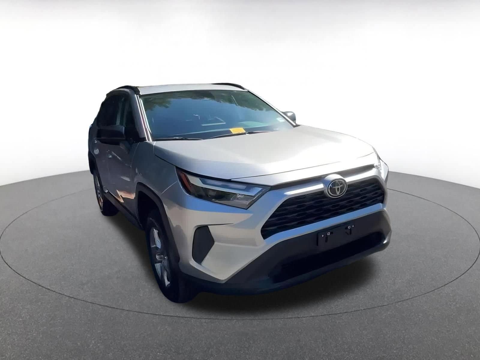 Thumbnail: 2025 Toyota RAV4 - 3