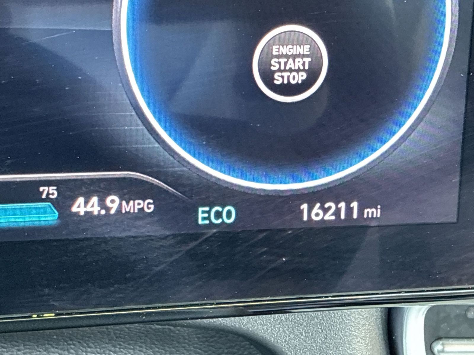 Thumbnail: 2025 Hyundai Elantra - 10