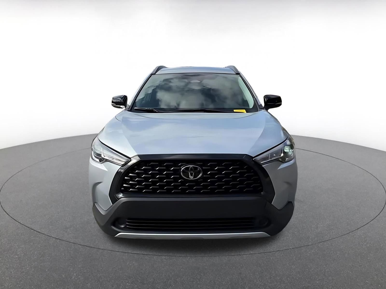 Thumbnail: 2025 Toyota Corolla Cross - 4