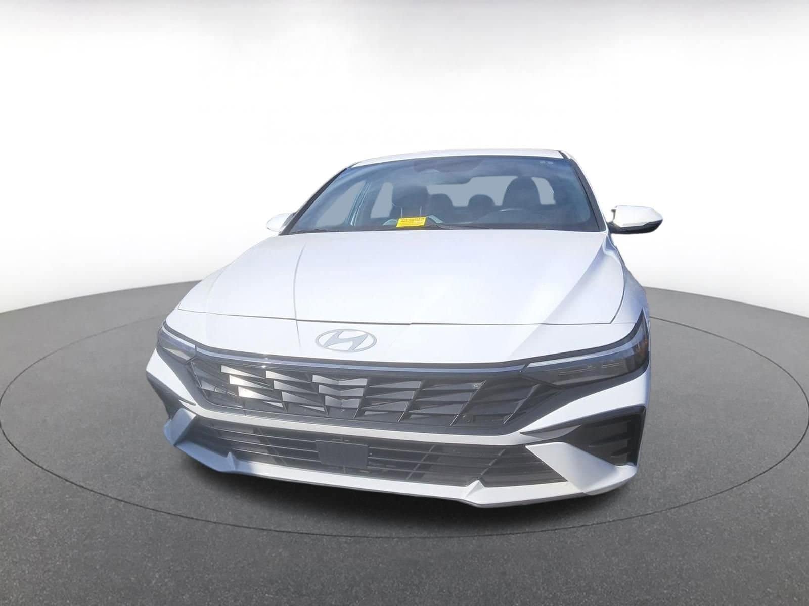 Thumbnail: 2025 Hyundai Elantra - 2