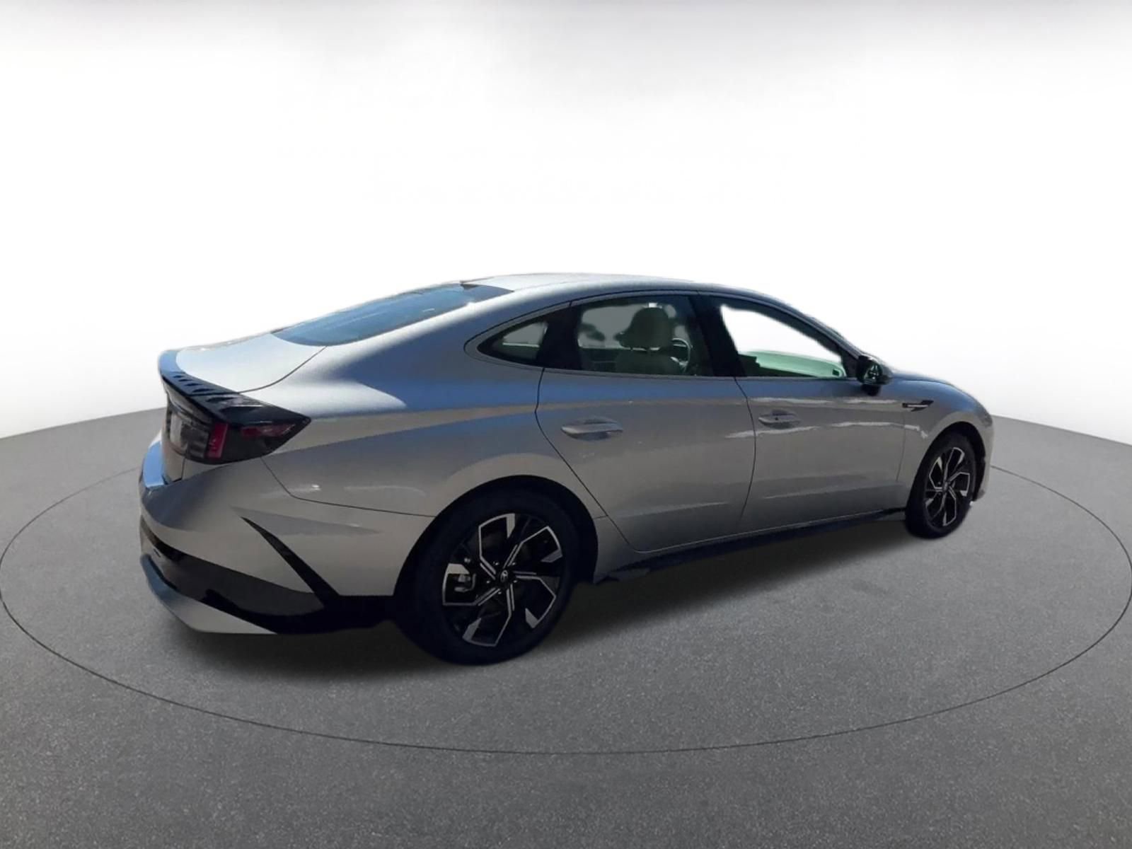 Thumbnail: 2025 Hyundai Sonata - 15