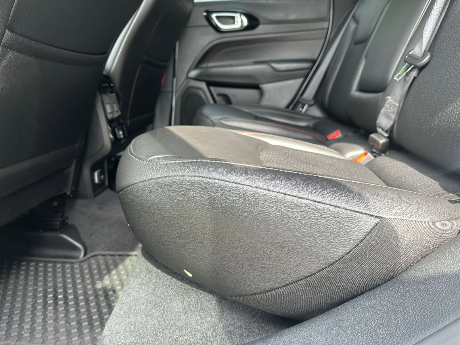 Thumbnail: 2025 Jeep Compass - 25