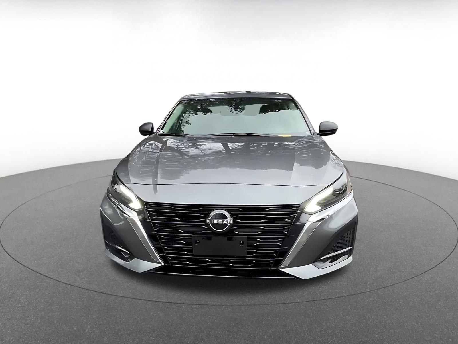 Thumbnail: 2025 Nissan Altima - 4