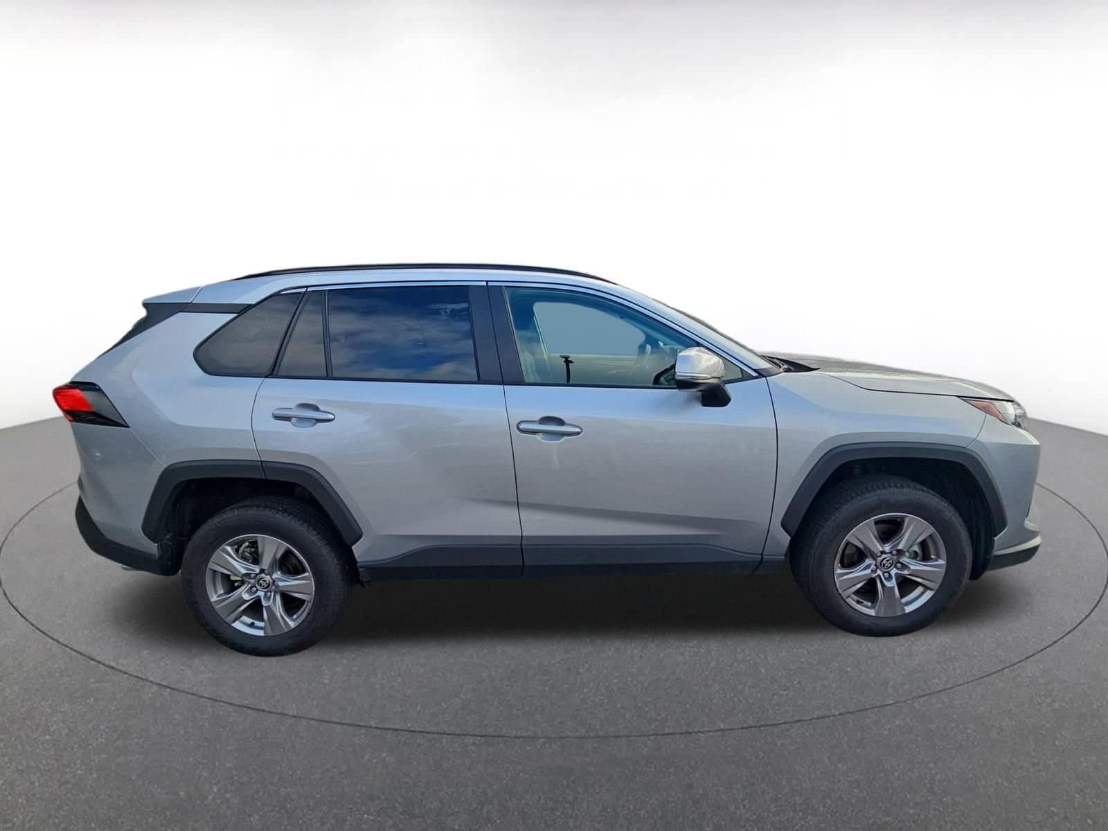 Thumbnail: 2025 Toyota RAV4 - 8