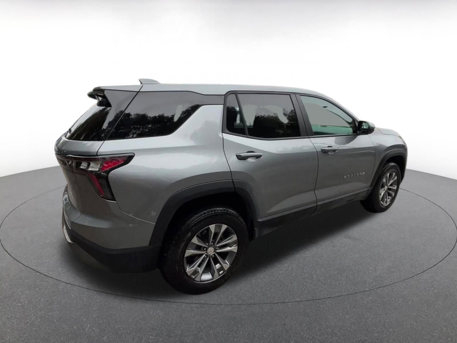 Thumbnail: 2025 Chevrolet Equinox - 15