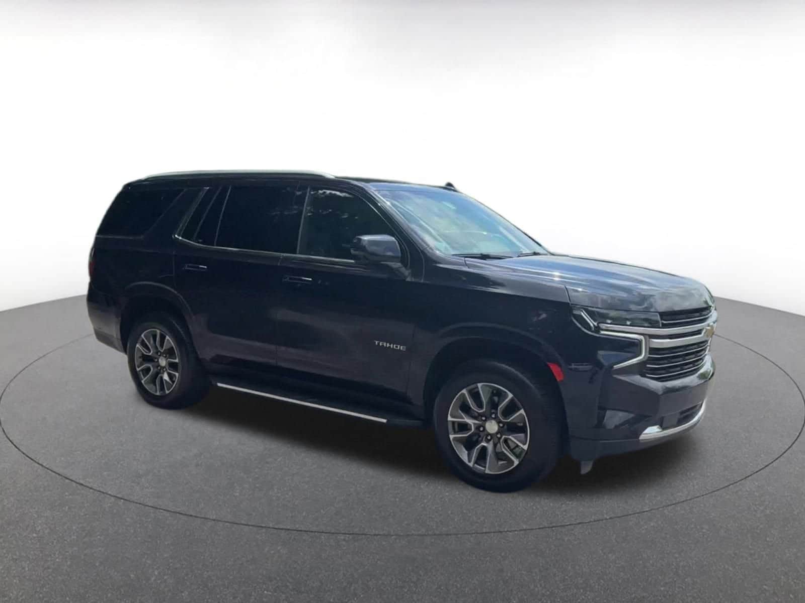 Thumbnail: 2023 Chevrolet Tahoe - 2