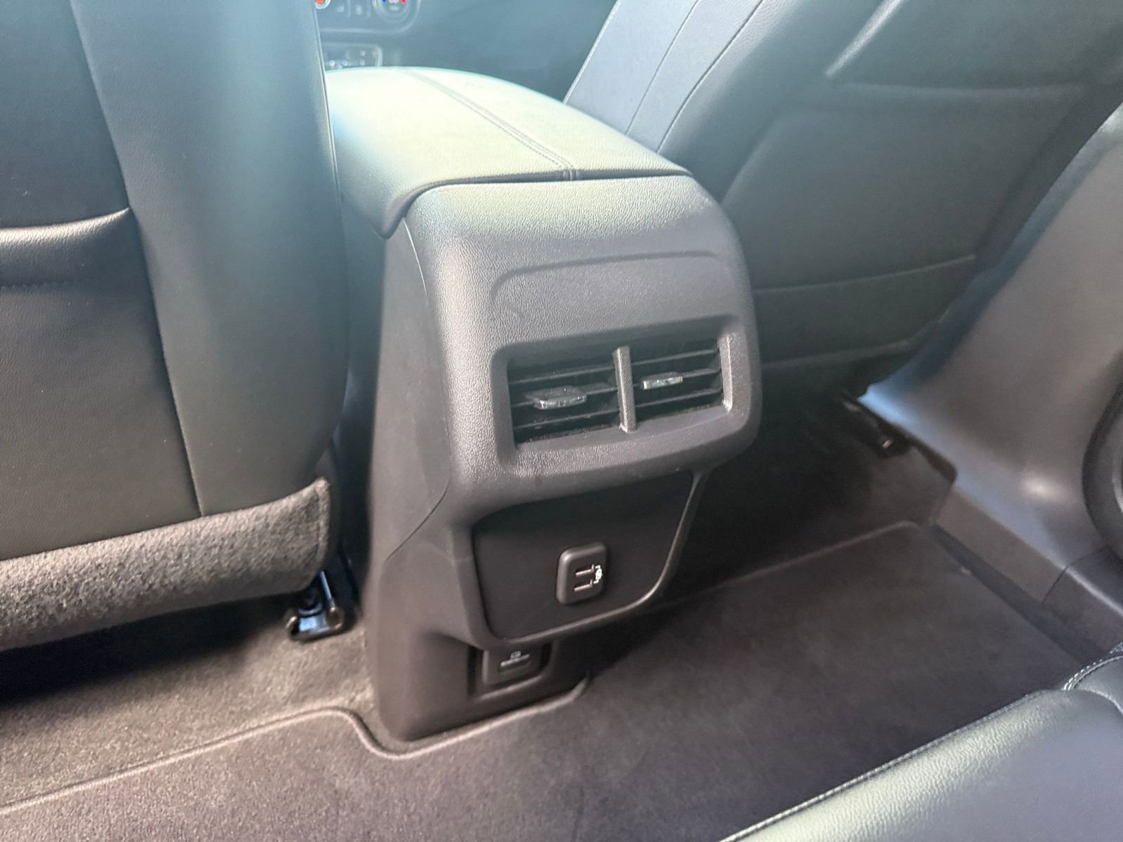 Thumbnail: 2023 GMC Terrain - 25