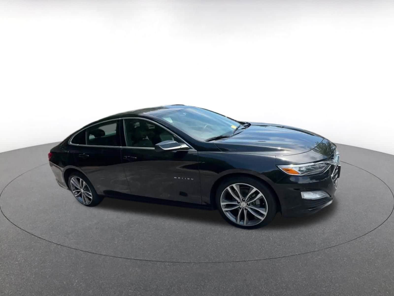 Thumbnail: 2024 Chevrolet Malibu - 2