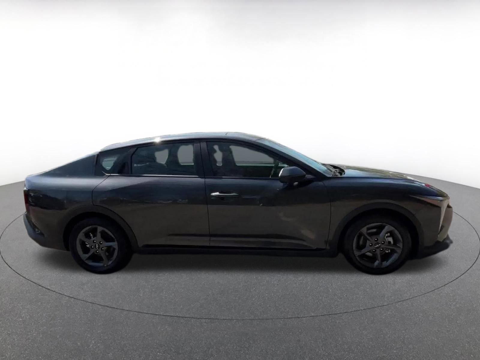 Thumbnail: 2025 Kia K4 - 16