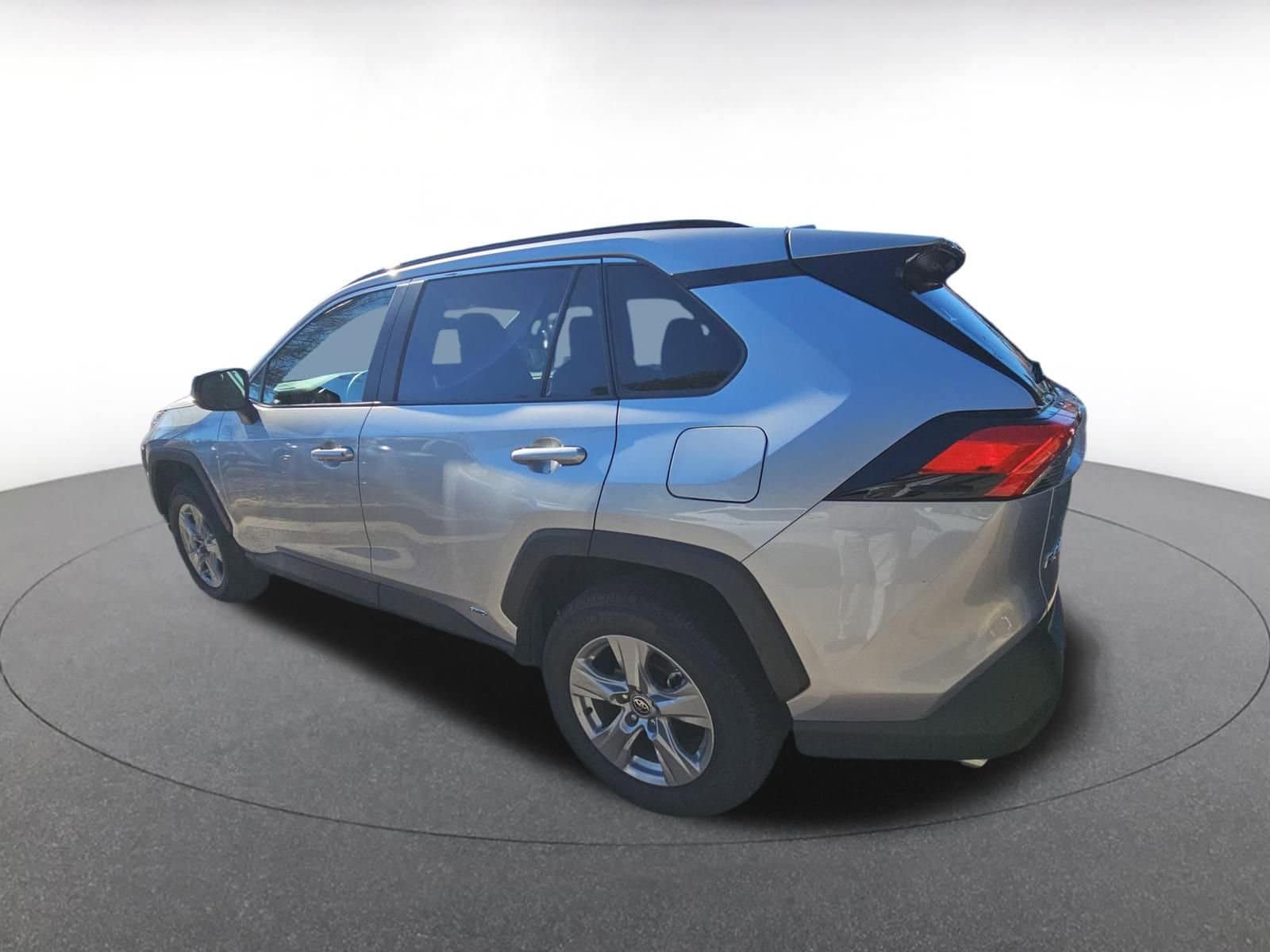 Thumbnail: 2025 Toyota RAV4 - 5