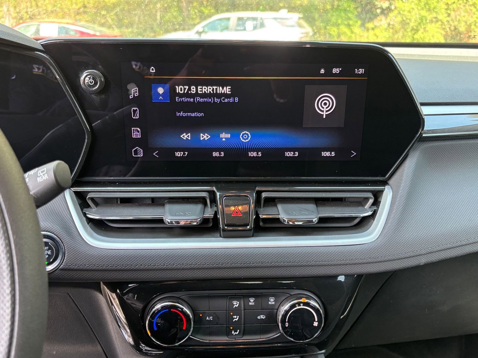 Thumbnail: 2025 Chevrolet TrailBlazer - 20