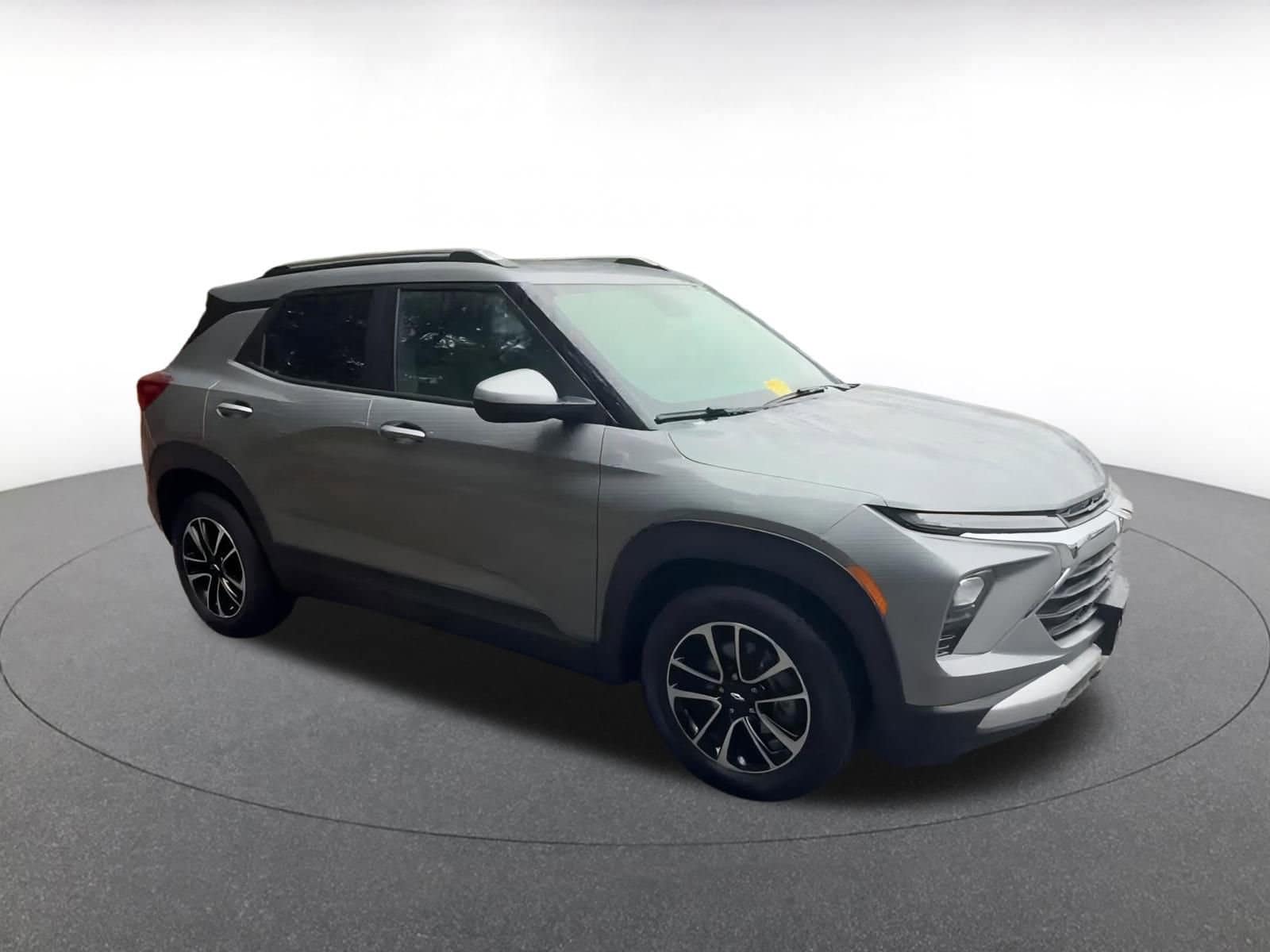 Thumbnail: 2025 Chevrolet TrailBlazer - 2