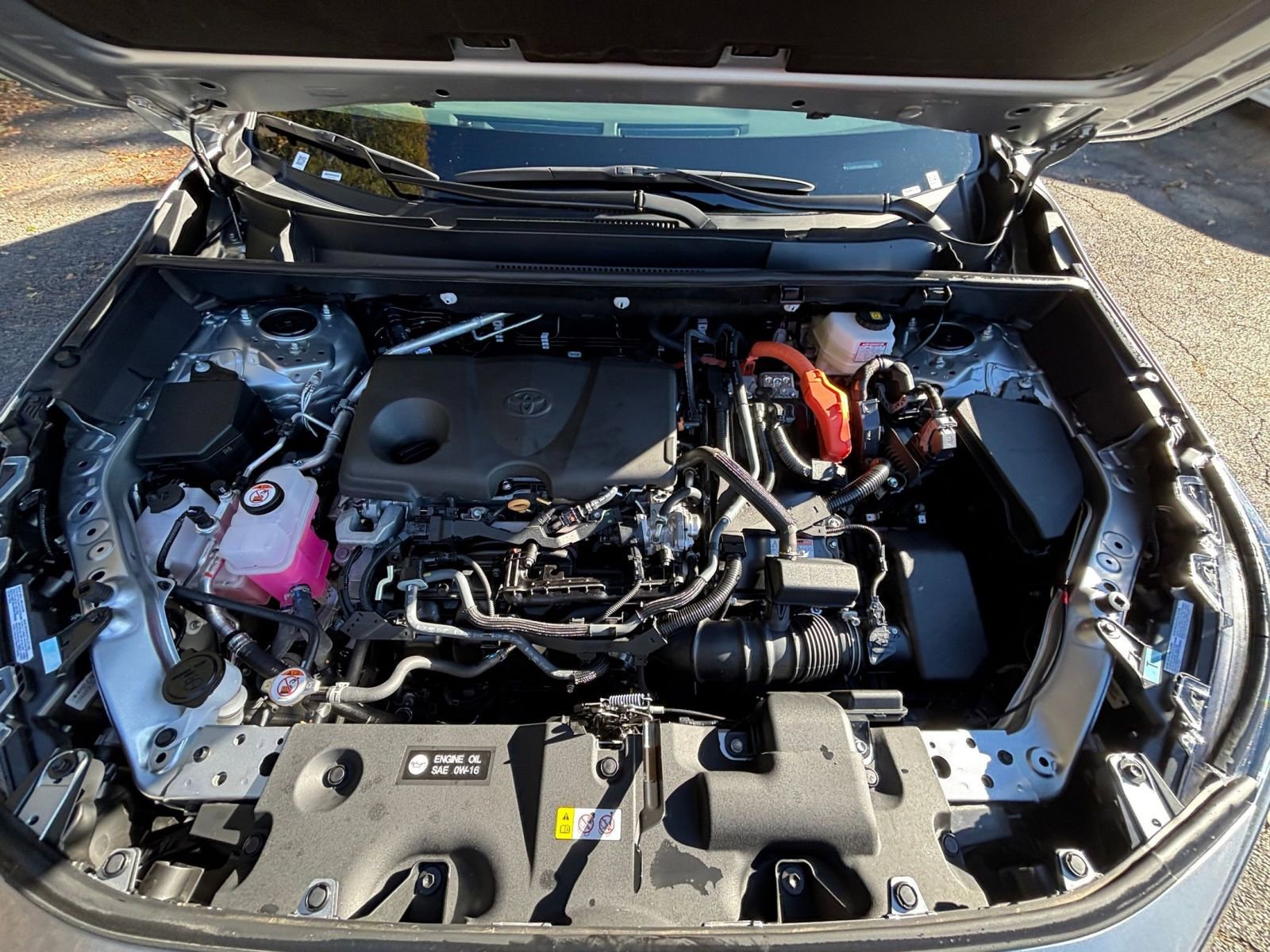 Thumbnail: 2025 Toyota RAV4 - 32