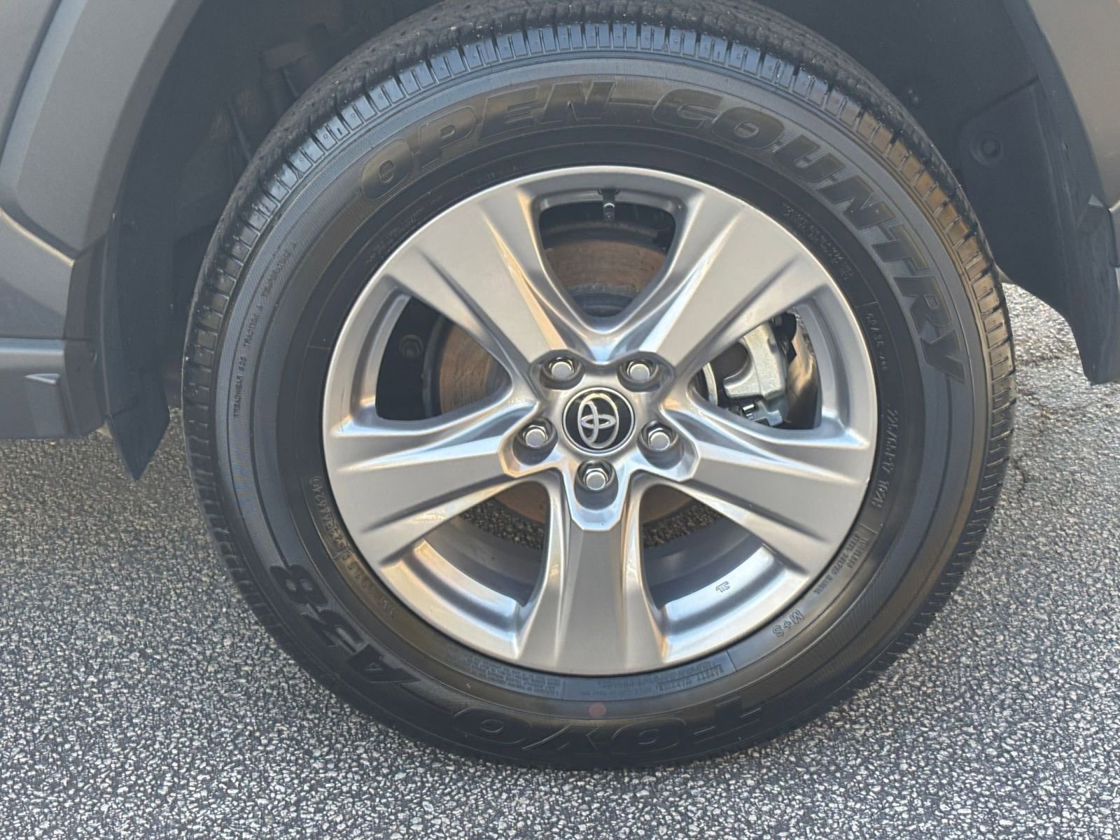 Thumbnail: 2025 Toyota RAV4 - 30