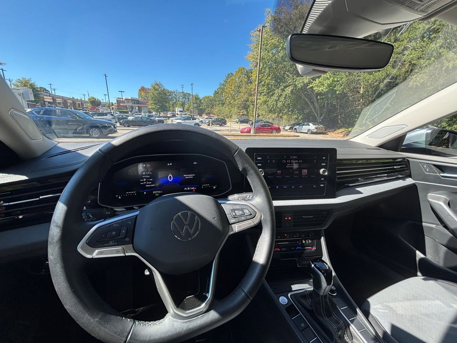 Thumbnail: 2025 Volkswagen Jetta - 33