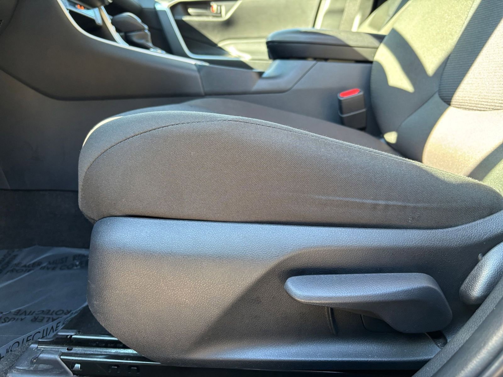 Thumbnail: 2025 Toyota RAV4 - 27