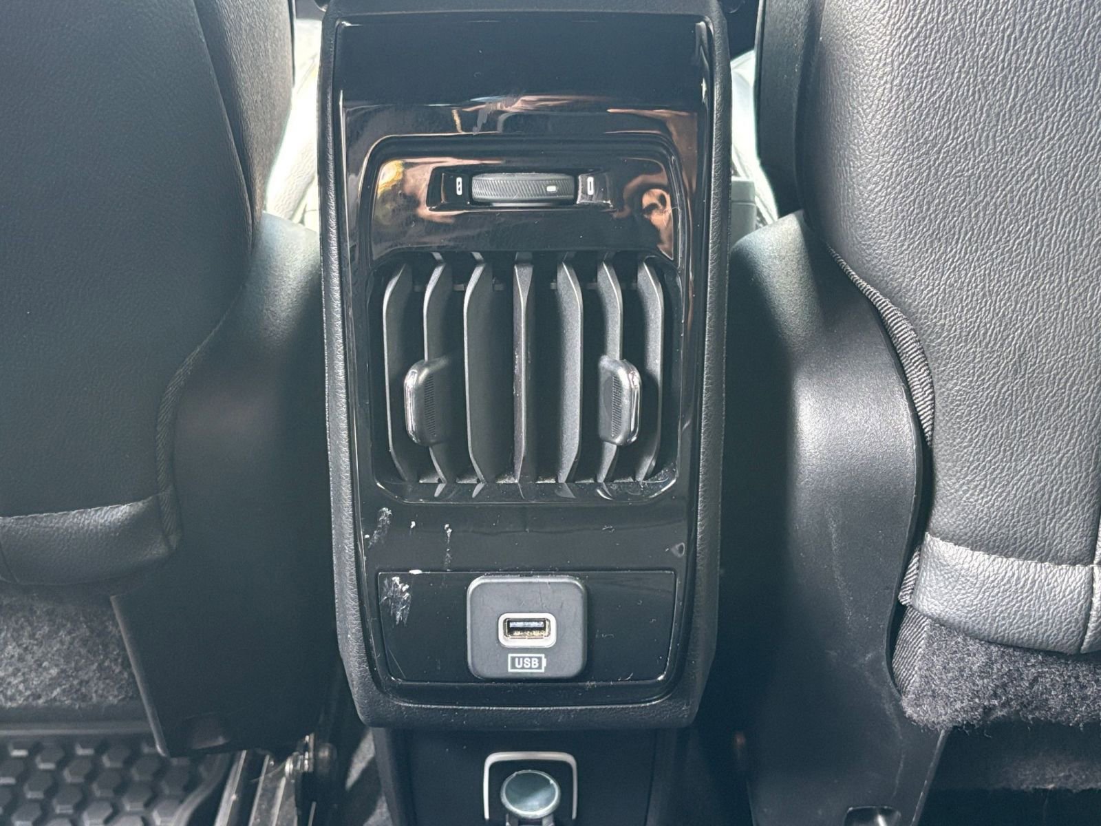 Thumbnail: 2025 Jeep Compass - 23