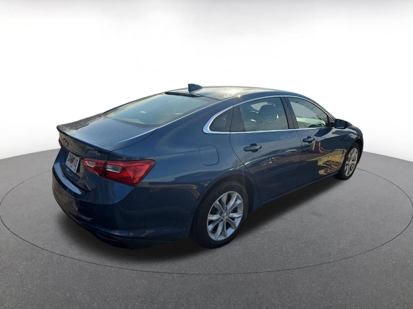 Thumbnail: 2024 Chevrolet Malibu - 7