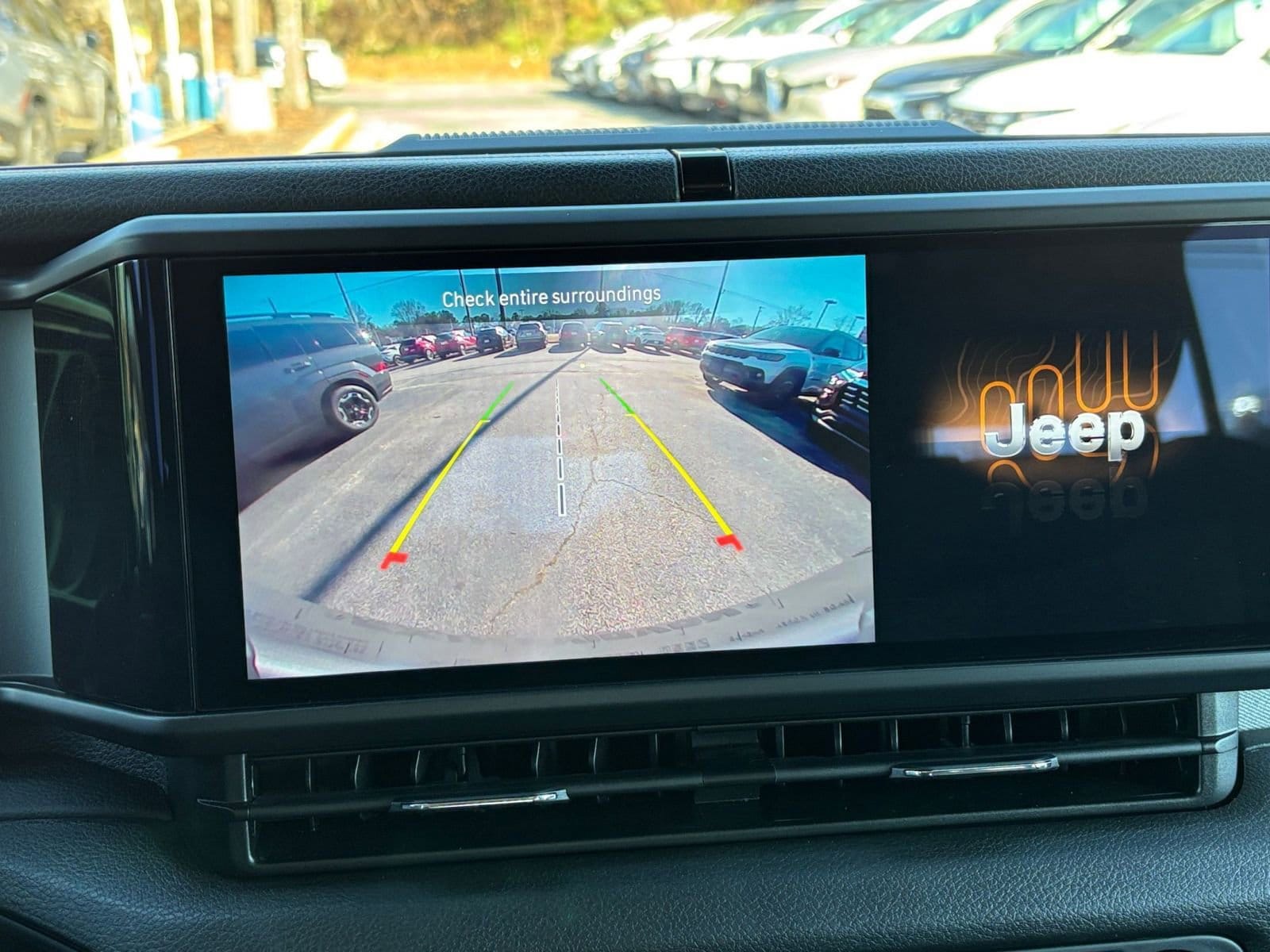 Thumbnail: 2025 Jeep Wrangler - 17