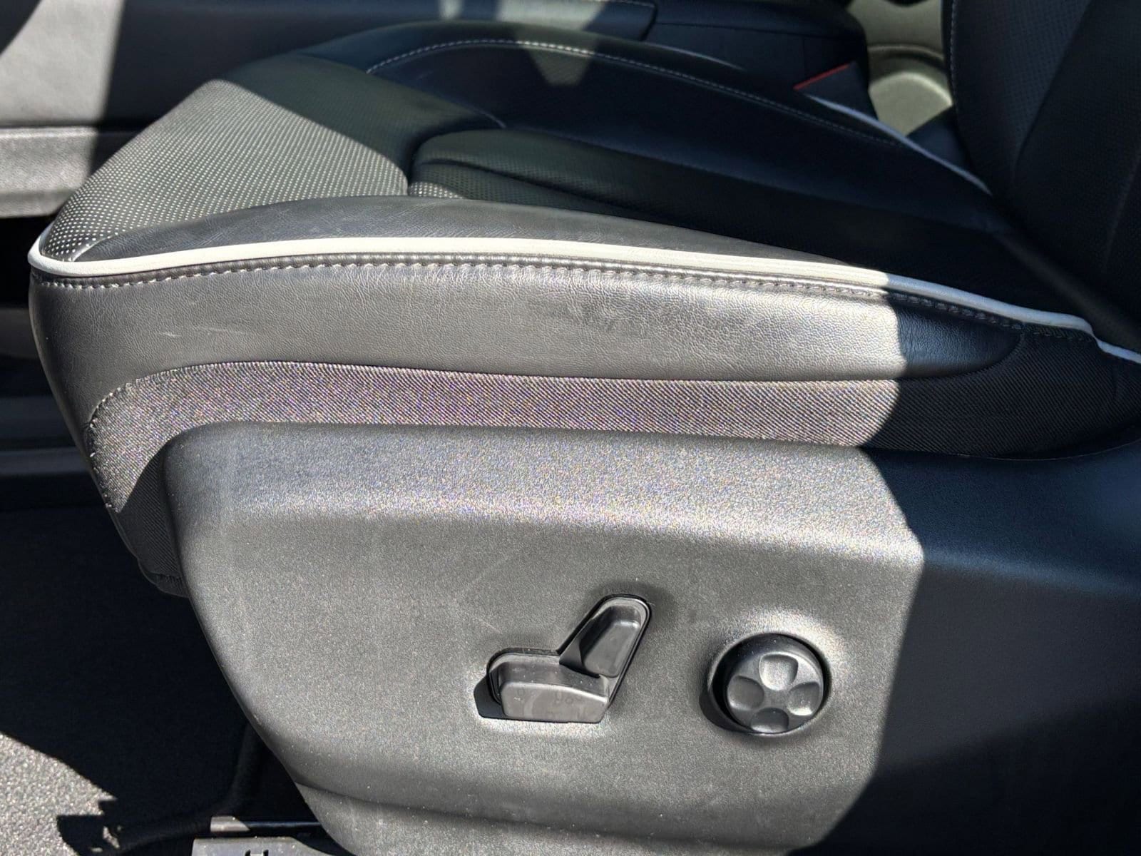 Thumbnail: 2025 Chrysler Pacifica - 24