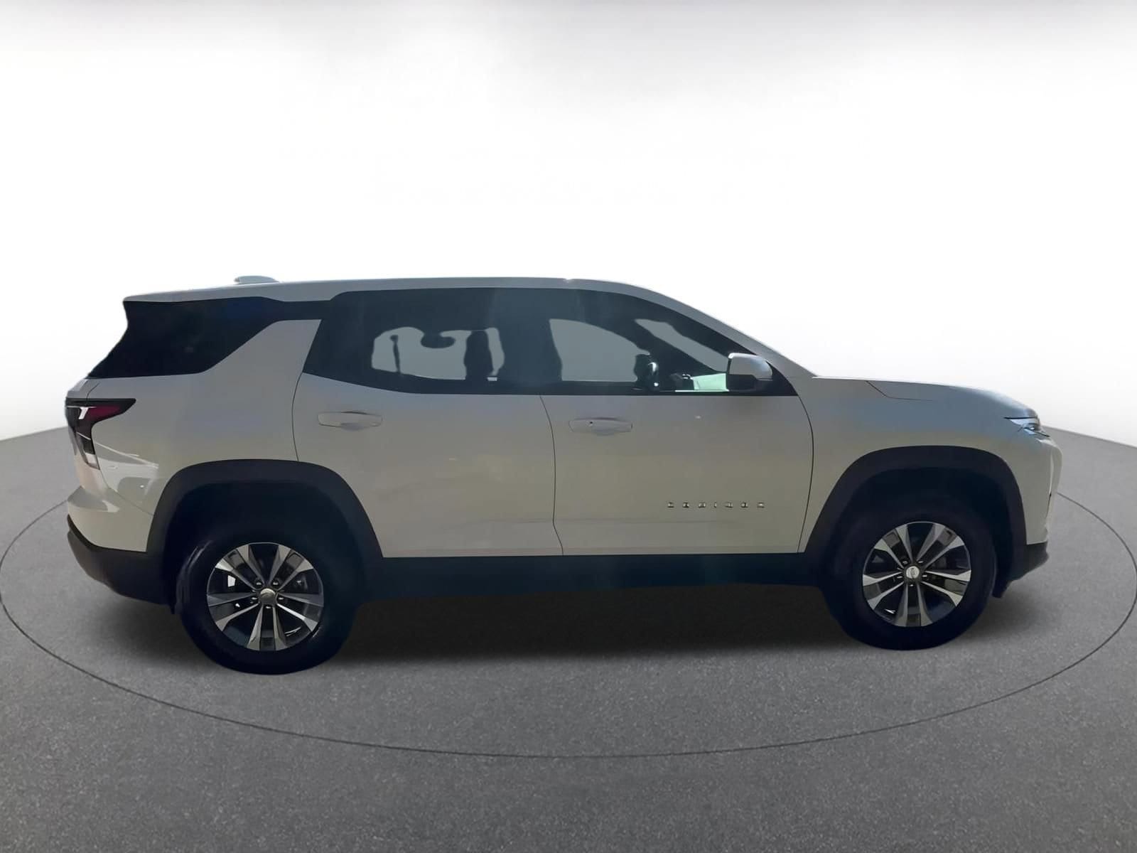 Thumbnail: 2025 Chevrolet Equinox - 16