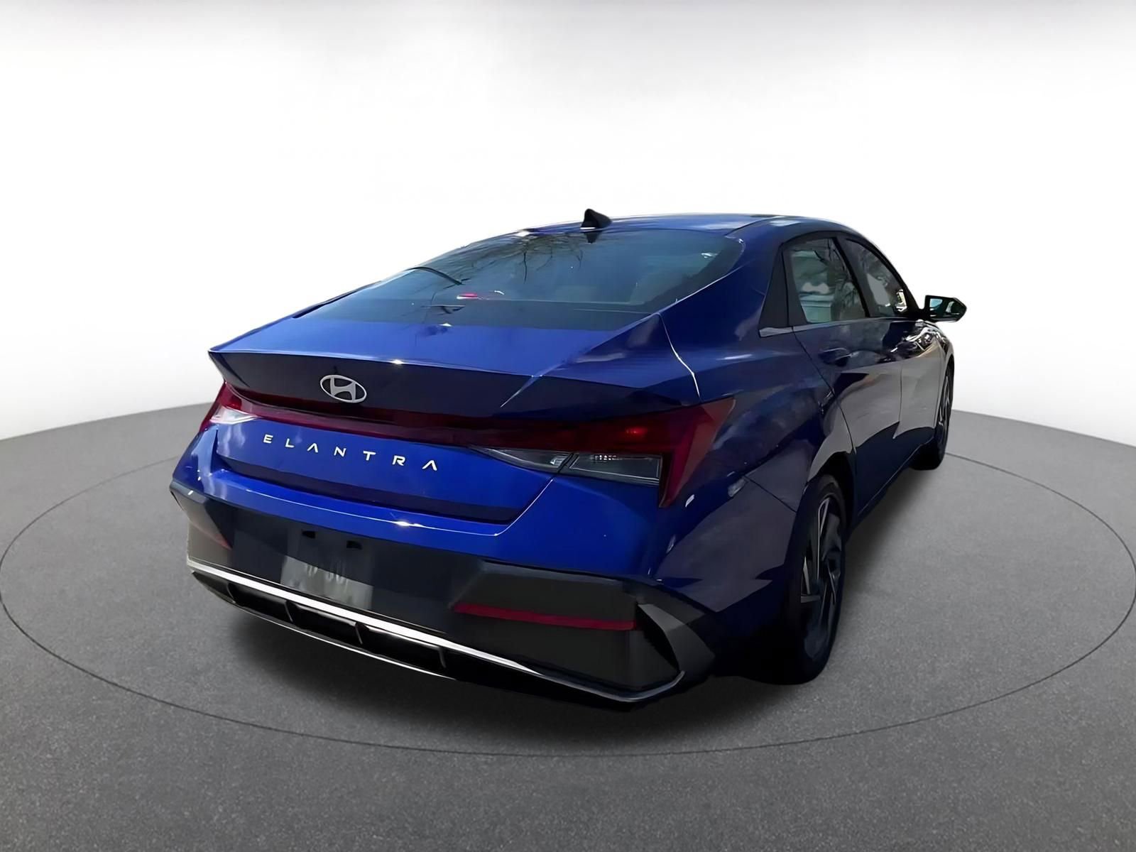 Thumbnail: 2025 Hyundai Elantra - 14